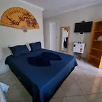Zenit Hostel Da Cris